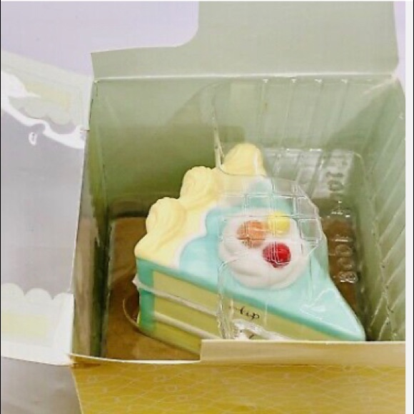 HALLMARK Cake TRINKET BOX LITTLE SLICE OF NICE “Congrats” New - Picture 11 of 12